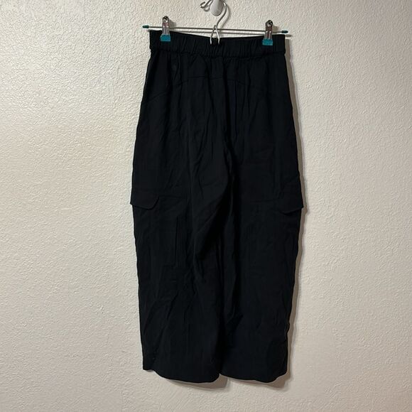 Lululemon Metropolis Maven High Rise Crop Pants Size 4 - Picture 6 of 6